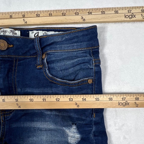 high waisted jean shorts - Picture 6 of 7